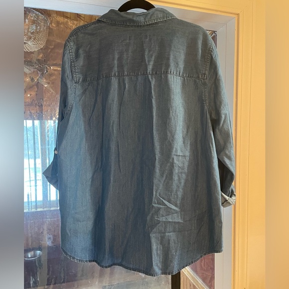Boutique Plus, Woman’s Denim Button Down Shirt, Sz OX - Picture 2 of 7